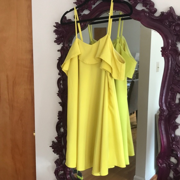 Lemon yellow sundress - Picture 7 of 8